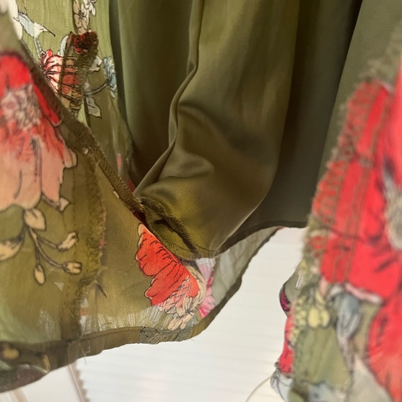 Trixxi Olive Floral Romper - Picture 5 of 8